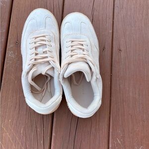 American Eagle Outfitters Women's Sneakers in Light Beige